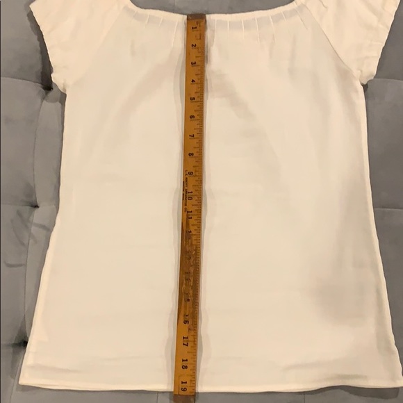 Theory White Slightly Off Shoulder Cap Sleeve Top - Picture 8 of 9